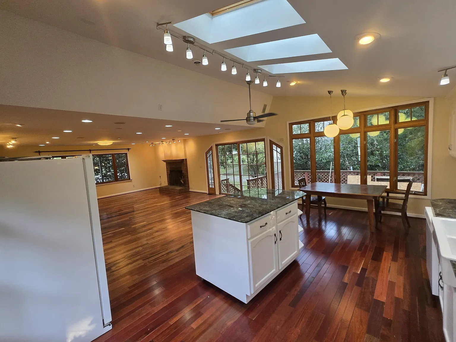 6521 Creekstone Pl — Photo 1