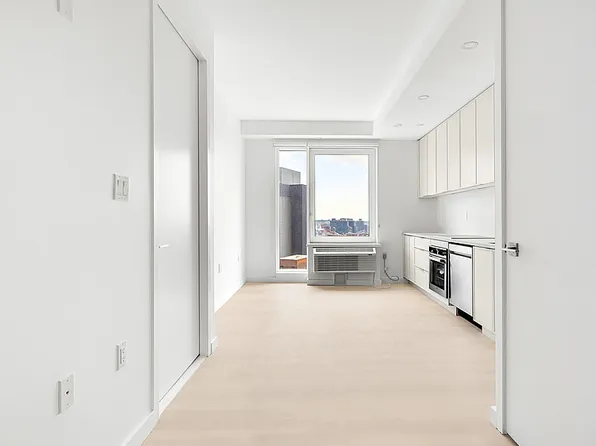 150 Lawrence Street image 7 of 34