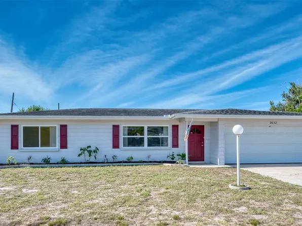 2632 Sunnyside St, Sarasota, FL 34239