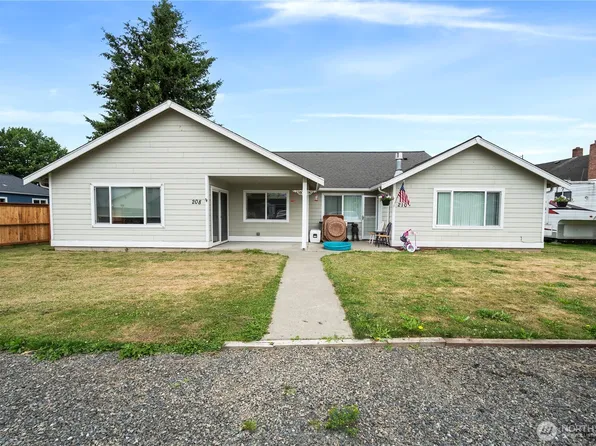 208 Noble Street, Sumas, WA 98295