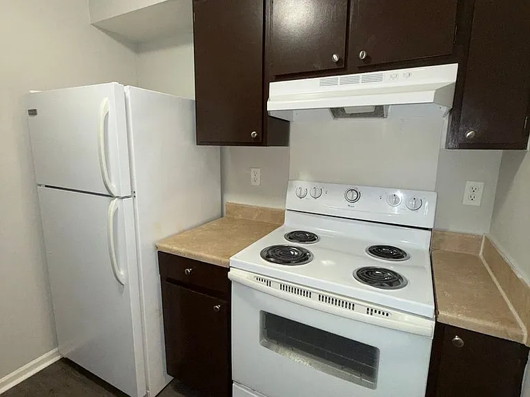 Foxfire West Apartments — Photo 100