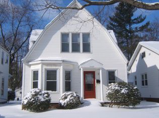 1037 N 3rd St, Springfield, IL 62702