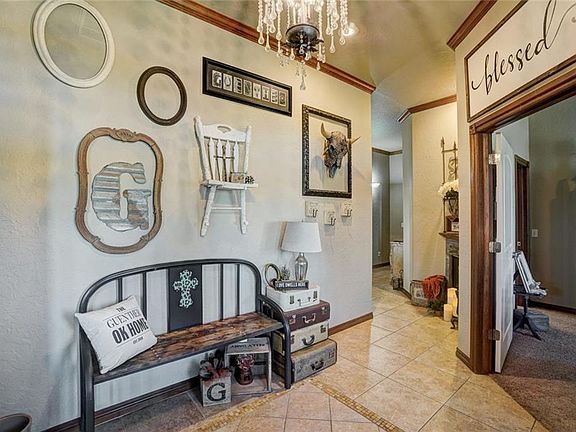 5th image of 1209 Wisteria Ln