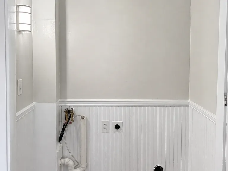 39 Dustin St #1 — Photo 9