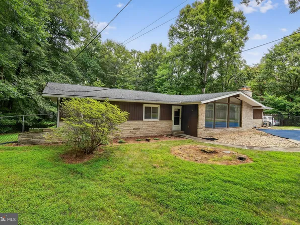 14300 Medwick Ct, Upper Marlboro, MD 20774