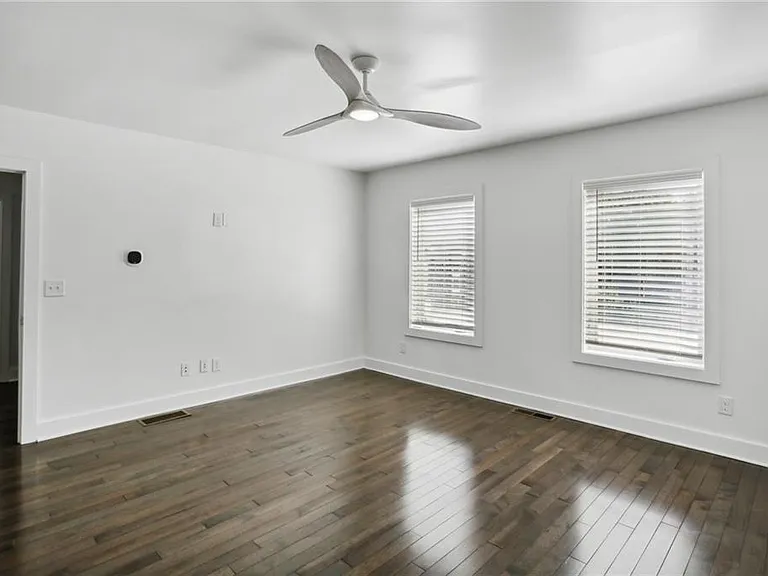 21 Skyline Way NE — Photo 34