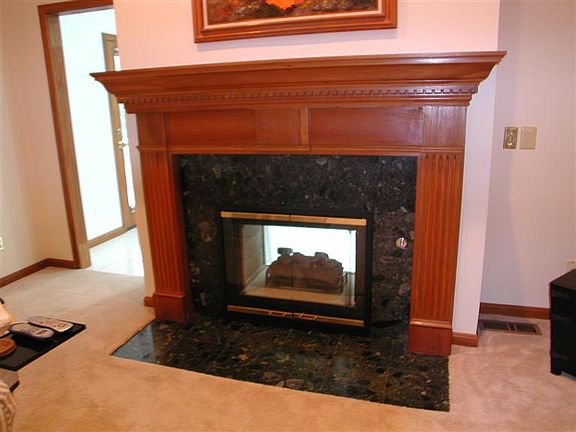3rd image of 1836 Baldwin Dr