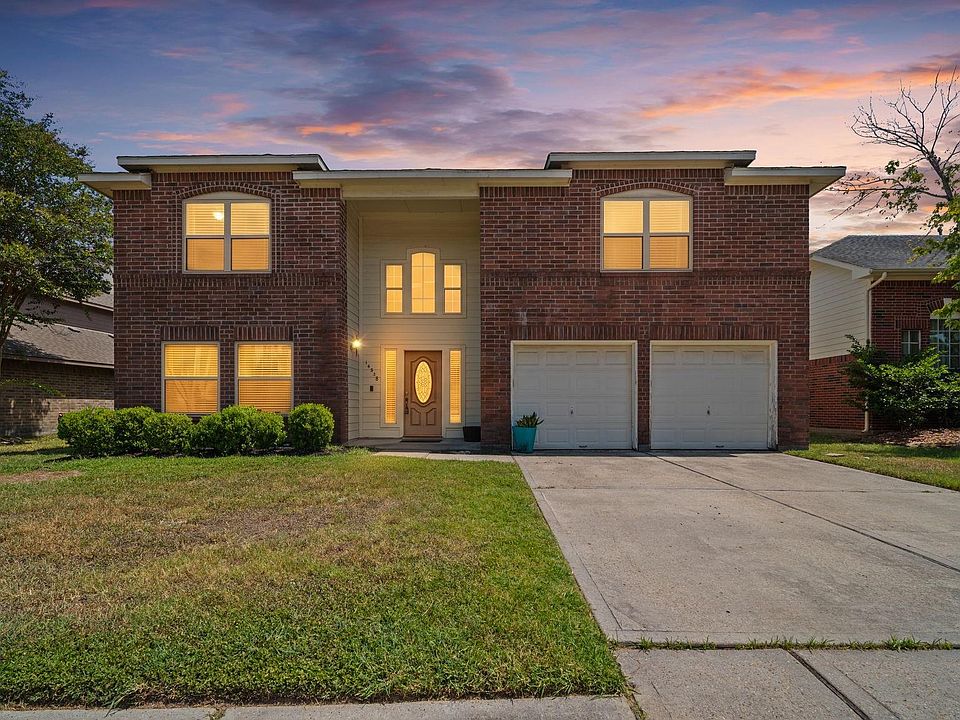 1st image of 14318 Pelican Marsh Dr