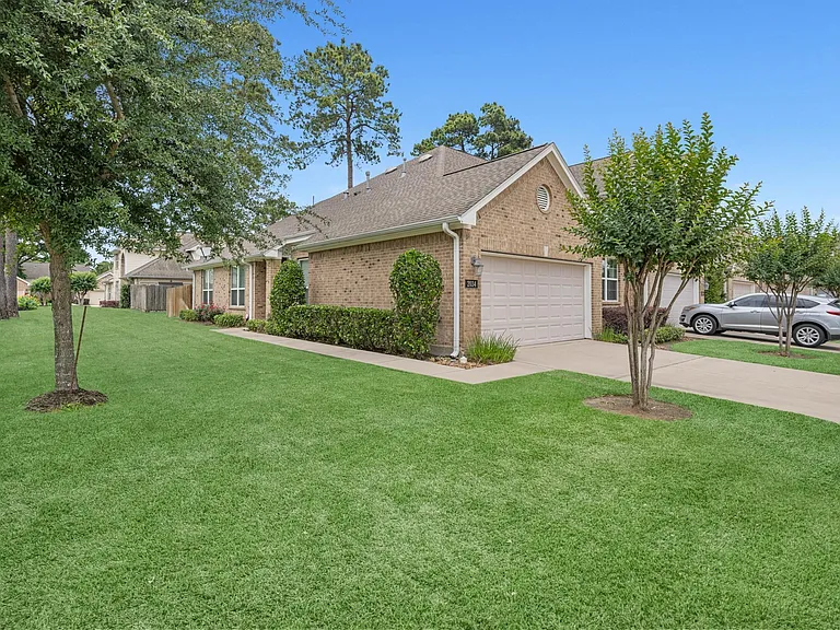 2034 Que Manor Dr — Photo 4