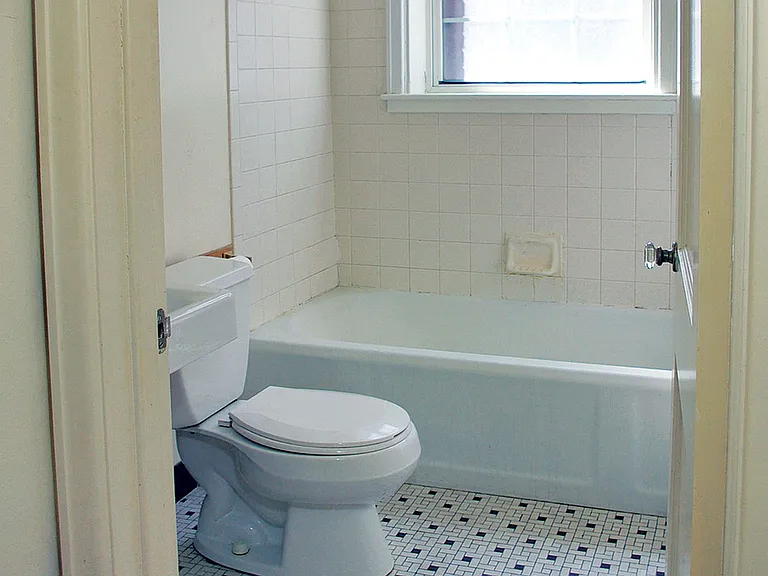 2217 University Ave — Photo 8