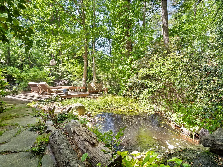 1011 New Chester Ct — Photo 52