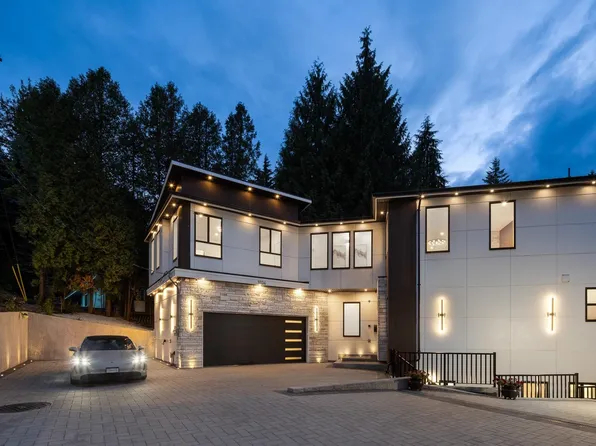 1034 Gatensbury Rd, Pt Moody, BC V3H 2P2