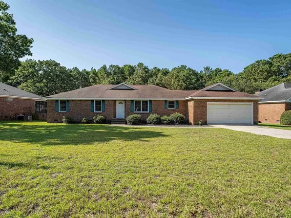 225 Fox Lake Dr, West Columbia, SC 29170