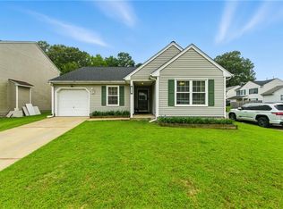 332 Circuit Ln, Newport News, VA 23608