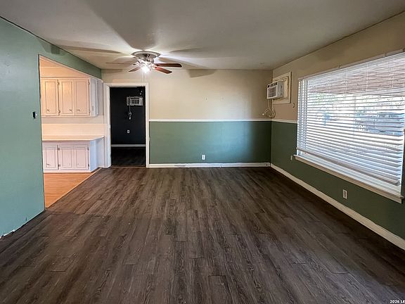 4th image of 1512 E Bowie