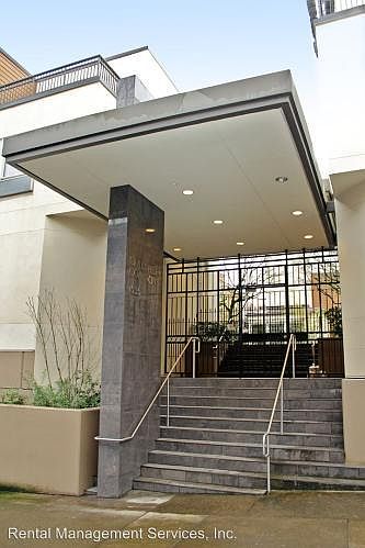 Clay St. Commons Condominiums