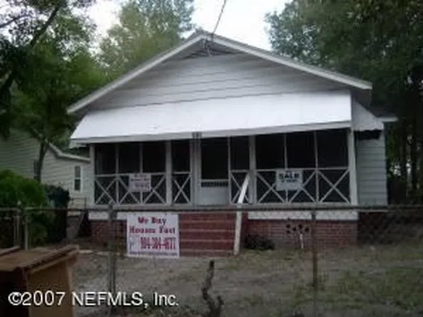 919 Glencarin St, Jacksonville, FL 32208