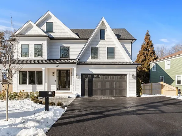 40 High St, Needham, MA 02494