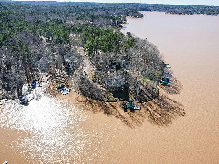 108 Horseshoe Cir — Photo 44