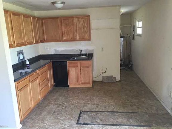 4th image of 1001 Juniper Way
