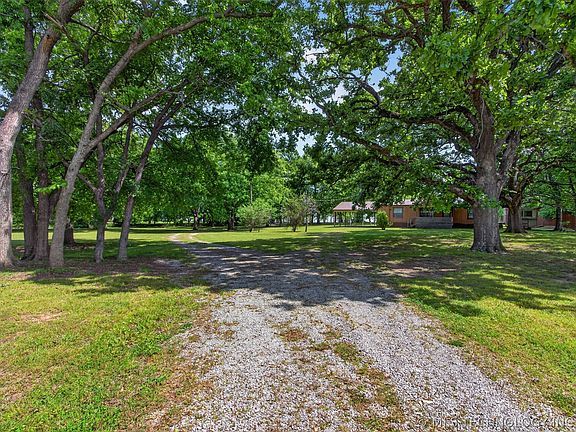 4th image of 3152 E 4675th Rd