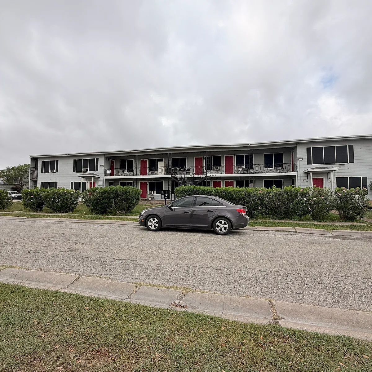 Building Photo - 4513 S Staples St #101