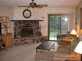 1703 42nd St S, Fargo, ND 58103