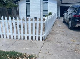 2102 Lamplight Village Cir