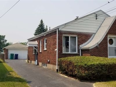 572 71st St, Niagara Falls, NY, 14304