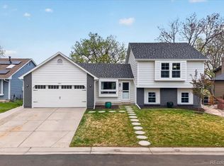 8697 Aspen Cir, Parker, CO 80134