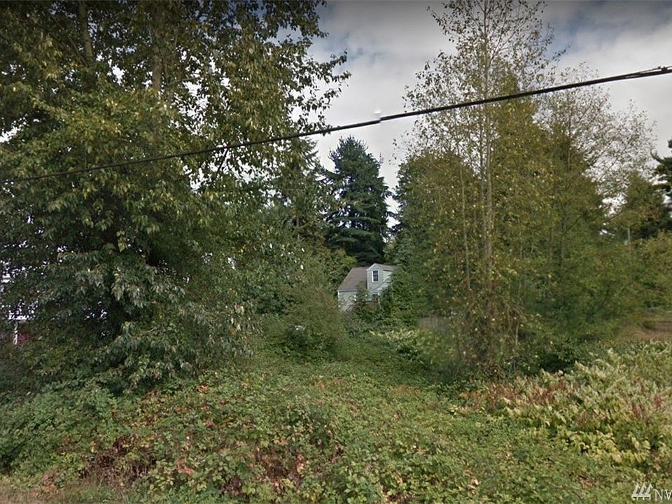 2nd image of 118 1st Ave S