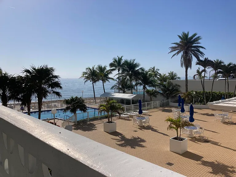 4010 Galt Ocean Dr #206 — Photo 2