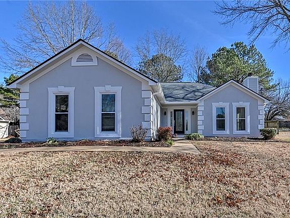 4th image of 4158 Hubert Dr NE