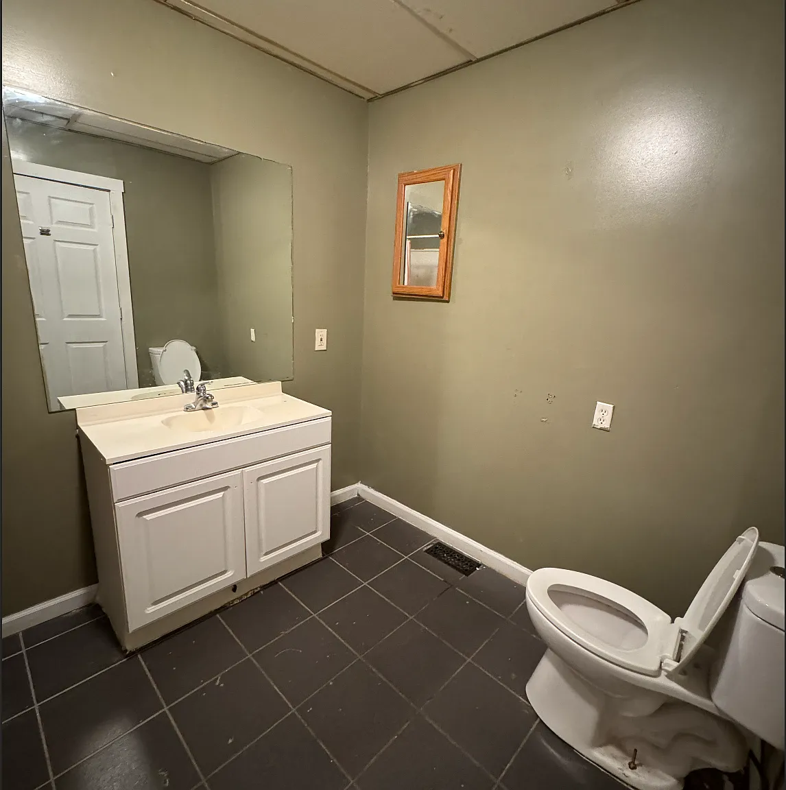 1 bed, 900 sqft, $800 — Photo 4