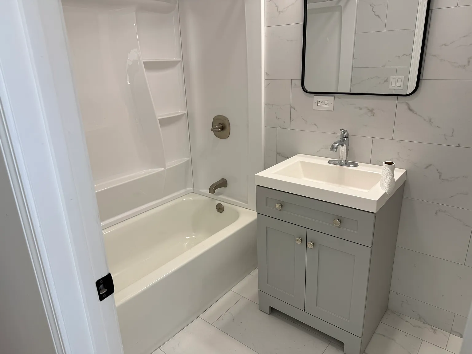 2 bed, 900 sqft, $1,650 — Photo 2