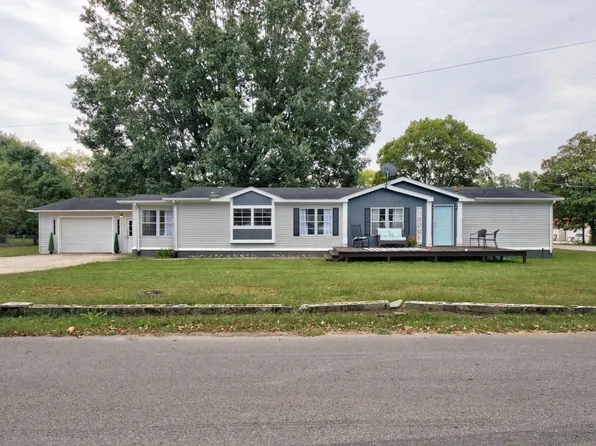 112 E Illinois Ave, Whitwell, TN 37397