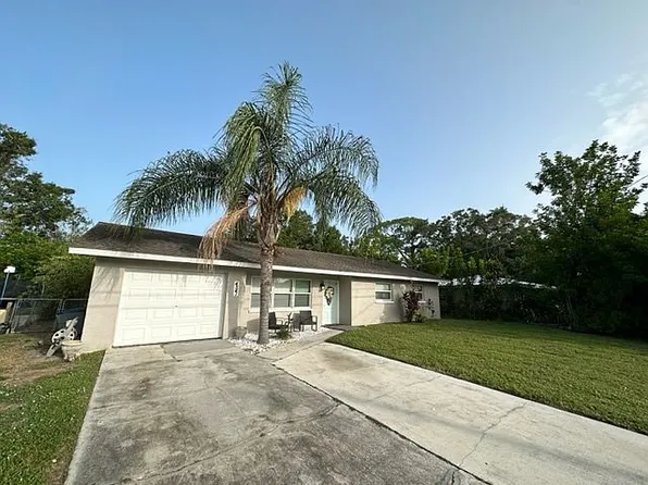 4541 Parnell Dr, Sarasota, FL 34232