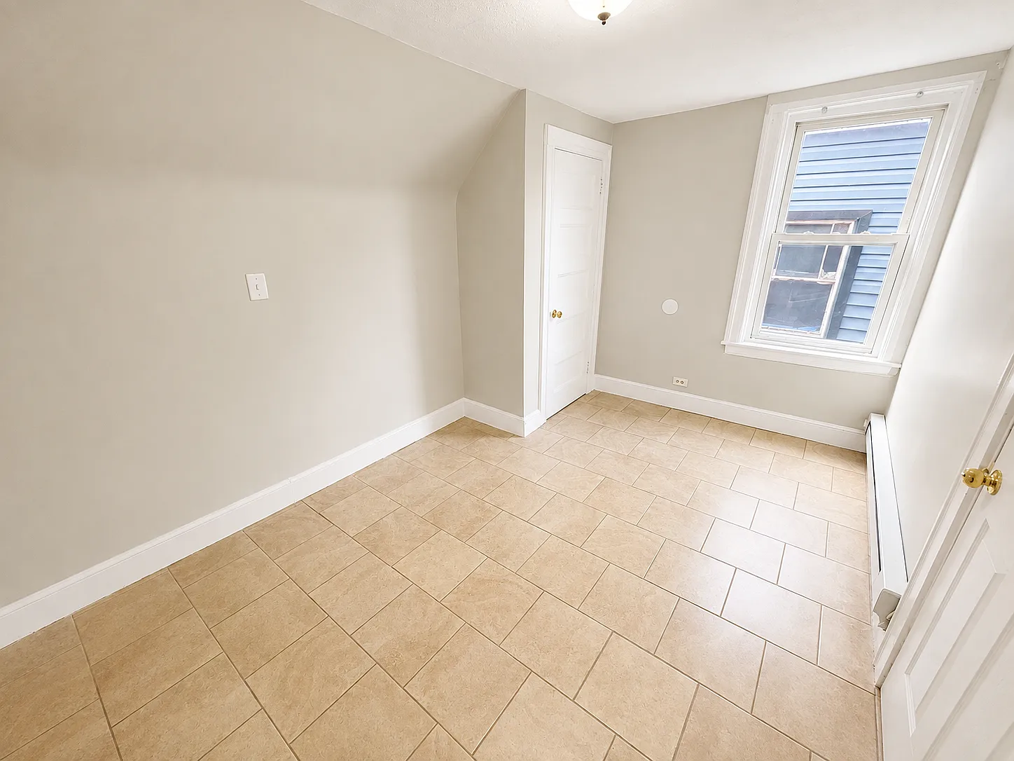 1 bed, 850 sqft, $1,445 — Photo 4
