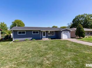 3718 15th St #D, Moline, IL 61265