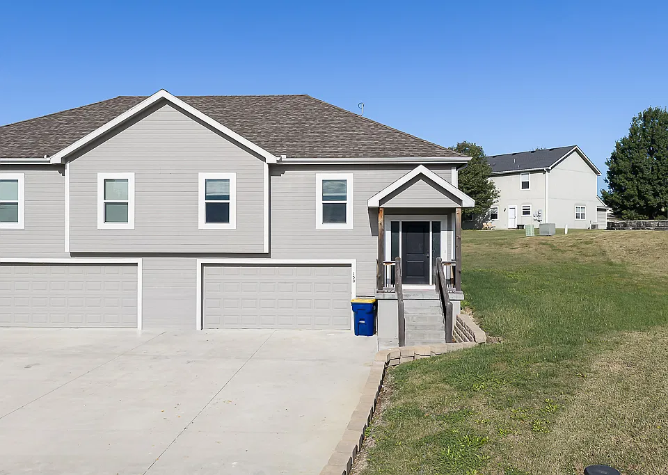 150 S Whilshire Dr
