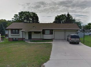 5423 Laurel Ave, Omaha, NE 68104