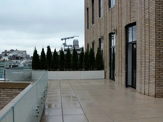 Rented by Sotheby's International Realty | media 17