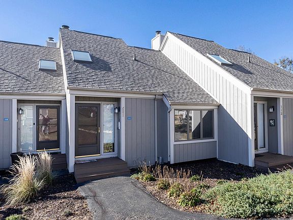2nd image of 111 Plum Cove Dr