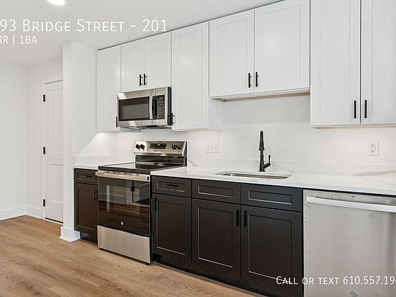 3rd image of 193 Bridge St #201