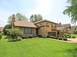 127 S Linden Ave, Elmhurst, IL 60126