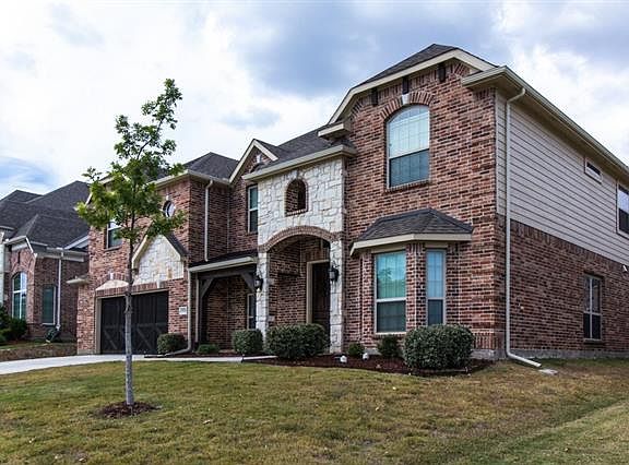 2nd image of 3521 Hutch Dr