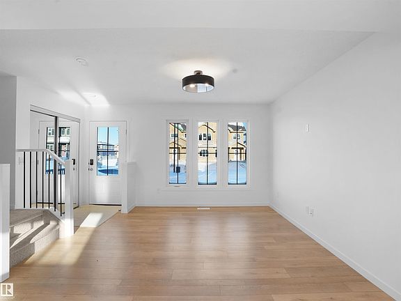 5th image of 18640 18th Ave NW #4