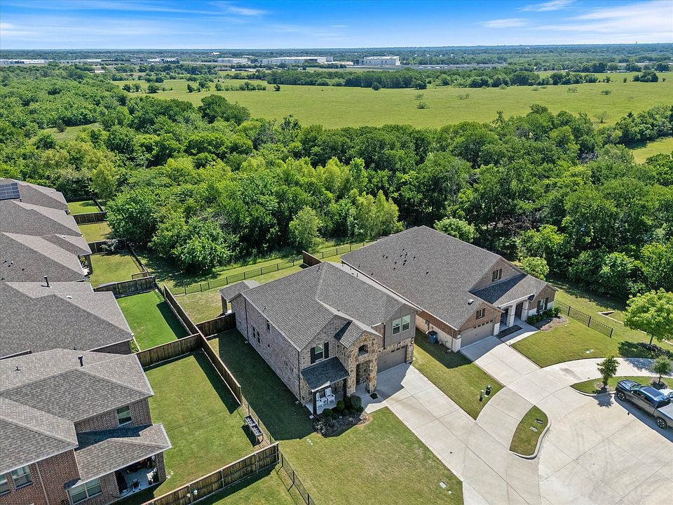 1st image of 7504 Larson Ln
