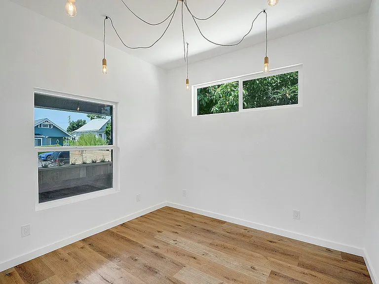 2322 Alta St — Photo 13