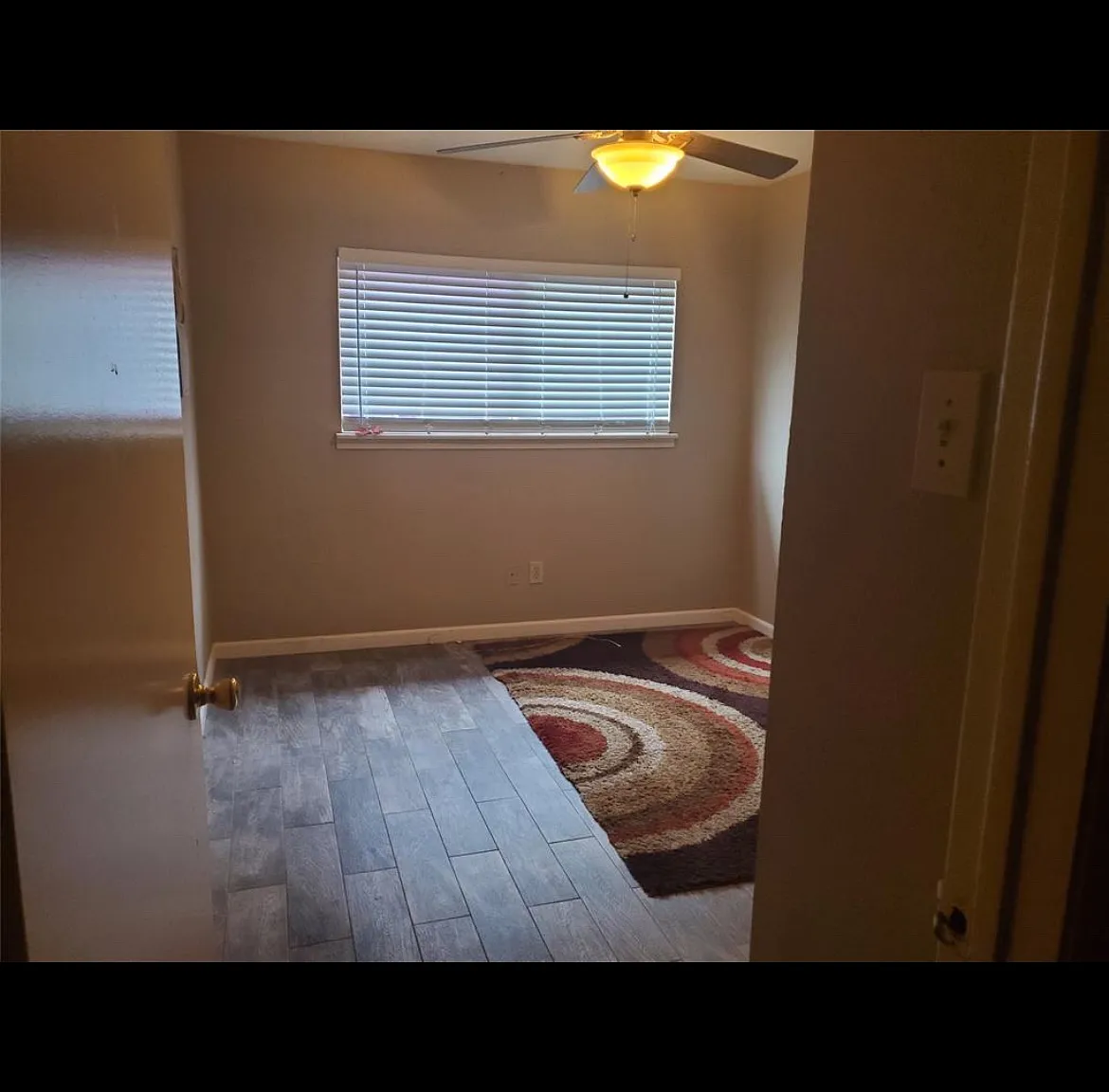 3 bed, 1418 sqft, $1,950 — Photo 4